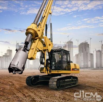 雷沃FR610C旋挖鉆機榮獲年度產品TOP50大獎，彰顯卓越工程實力